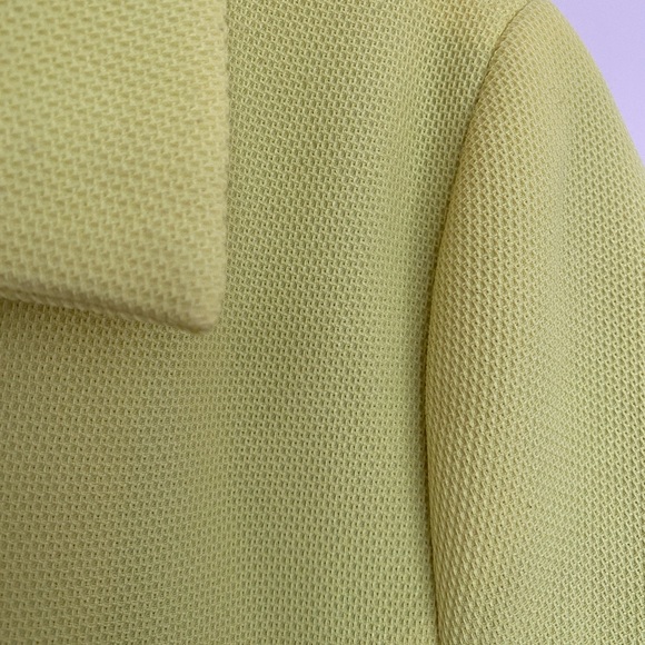 Cute neon yellow jacket with black polka dot lining - Picture 5 of 7